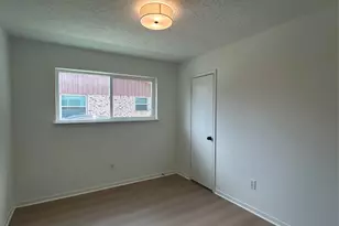 12118 Dorrance Ln, Meadows Place, TX 77477 - Photo 17