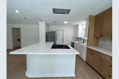 12118 Dorrance Lane, Meadows Place, TX 77477 - Photo 7