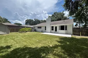 12118 Dorrance Ln, Meadows Place, TX 77477 - Photo 25