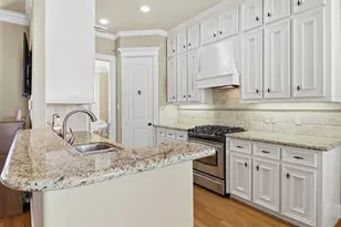 1549 Alexander St, Houston, TX 77008 - Photo 11