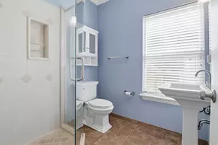 1549 Alexander St, Houston, TX 77008 - Photo 49
