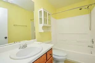 6138 Settlers Lake Cir E, Katy, TX 77449 - Photo 17