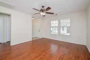 6138 Settlers Lake Cir E, Katy, TX 77449 - Photo 5