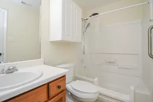 6138 Settlers Lake Cir E, Katy, TX 77449 - Photo 15