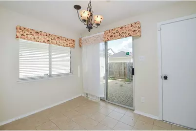 6138 Settlers Lake Circle E, Katy, TX 77449 - Photo 11