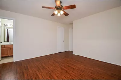 6138 Settlers Lake Circle E, Katy, TX 77449 - Photo 13