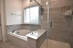 2806 Oakheath Crst Ct, Pearland, TX 77089 - Photo 17