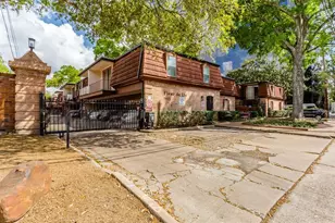 3401 Timmons Ln, Houston, TX 77027 - Photo 15