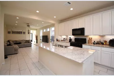 13038 Leisure Cove Drive, La Marque, TX 77568 - Photo 15