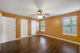 130 Airway Dr, Houston, TX 77037 - Photo 21