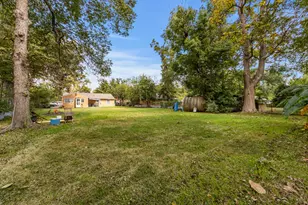 130 Airway Dr, Houston, TX 77037 - Photo 33