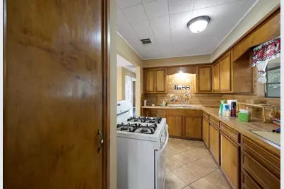 130 Airway Drive, Houston, TX 77037 - Photo 15