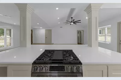 5202 Moonshadows Drive, Humble, TX 77346 - Photo 9