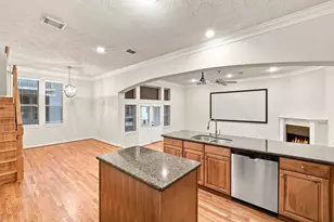 1333 W 21st St, Houston, TX 77008 - Photo 21