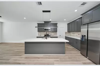 7907 Dandy Street #B, Houston, TX 77016 - Photo 11