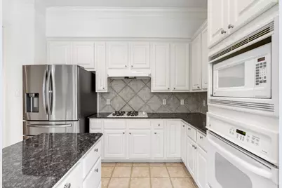 5913 Dolores Street #B, Houston, TX 77057 - Photo 15