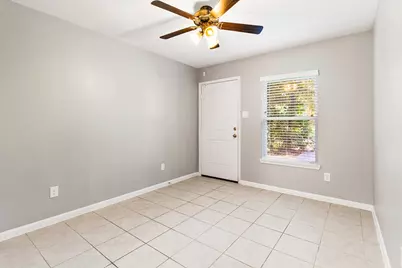 443 Mesquite, Livingston, TX 77351 - Photo 3