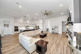 30318 Indigo Falls Dr, Brookshire, TX 77423 - Photo 15