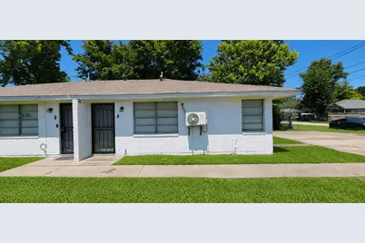 7818 Oak Knoll Lane Lane #A, Houston, TX 77028 - Photo 1