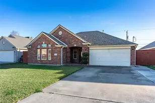 2813 32nd Ave N, Texas City, TX 77590 - Photo 3