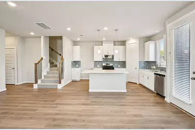 10002 Rustic Charm Street, Houston, TX 77080 - Photo 5