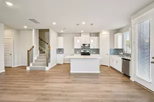 10002 Rustic Charm St, Houston, TX 77080 - Photo 5