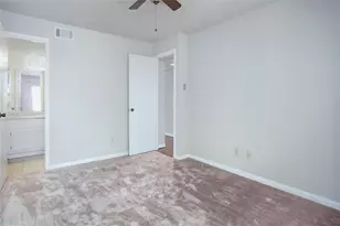 12400 Overbrook Ln, Houston, TX 77077 - Photo 17