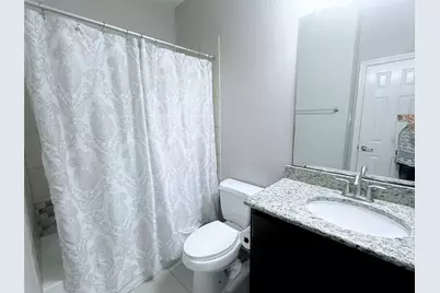 27 Umbria Lane, The Woodlands, TX 77382 - Photo 19