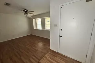 9157 White Oak Dr, Conroe, TX 77384 - Photo 7