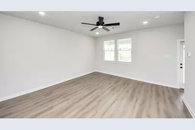 247 Southern Sound Drive, Crosby, TX 77532 - Photo 21