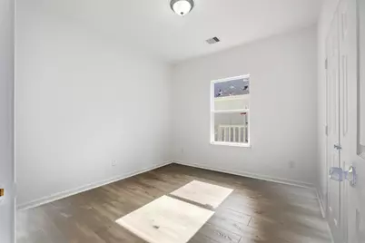 1913 Ross Avenue, Cleveland, TX 77327 - Photo 9