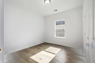 1913 Ross Ave, Cleveland, TX 77327 - Photo 9