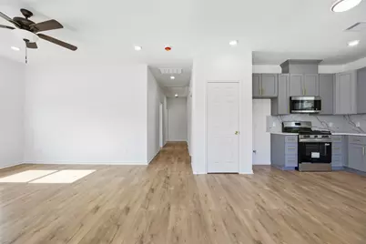 1913 Ross Avenue, Cleveland, TX 77327 - Photo 3