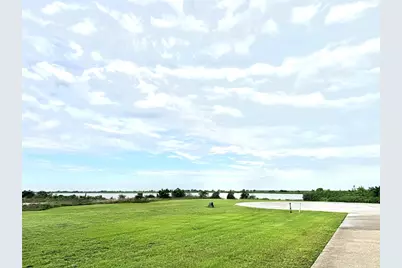 1513 Laguna Harbor Lane, Port Bolivar, TX 77650 - Photo 15