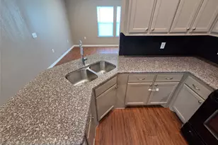 438 Spence Ln, Crosby, TX 77532 - Photo 9