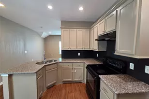 438 Spence Ln, Crosby, TX 77532 - Photo 11