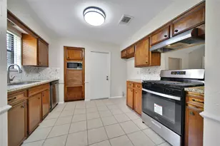 2770 Tinechester Dr, Kingwood, TX 77339 - Photo 5