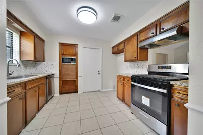 2770 Tinechester Drive, Kingwood, TX 77339 - Photo 5