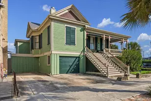 2102 Ave P, Galveston, TX 77550 - Photo 3