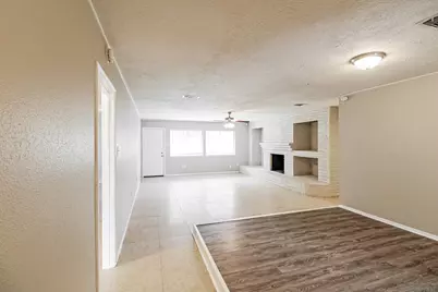 2811 E Birchdale Drive, Missouri City, TX 77489 - Photo 5