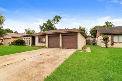 2811 E Birchdale Drive, Missouri City, TX 77489 - Photo 3