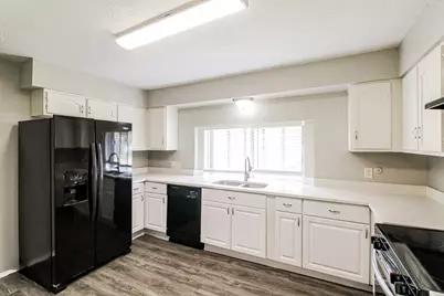 2811 E Birchdale Drive, Missouri City, TX 77489 - Photo 9