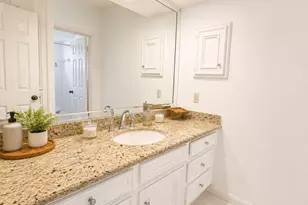 1811 Potomac Dr Dr, Houston, TX 77057 - Photo 17