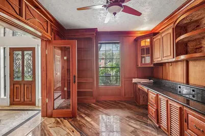 907 Remington Court, Friendswood, TX 77546 - Photo 3