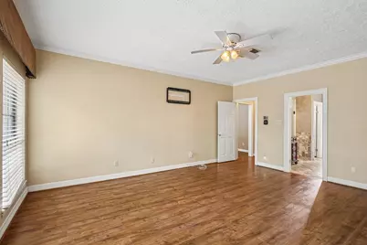 907 Remington Court, Friendswood, TX 77546 - Photo 13
