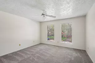 907 Remington Ct, Friendswood, TX 77546 - Photo 23