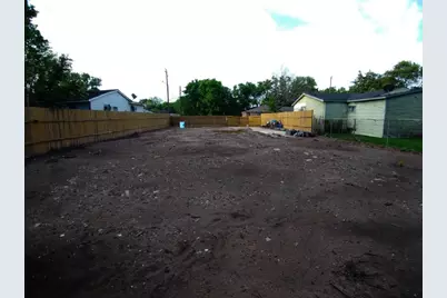 105 Zachary Street, Houston, TX 77029 - Photo 7