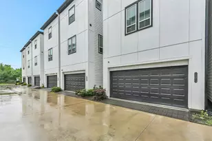 2804 Grand Fountains Dr, Houston, TX 77054 - Photo 27