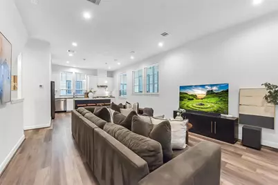2804 Grand Fountains Drive #D, Houston, TX 77054 - Photo 11