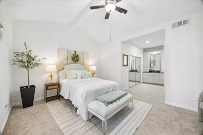 11711 Memorial Drive #105, Houston, TX 77024 - Photo 7